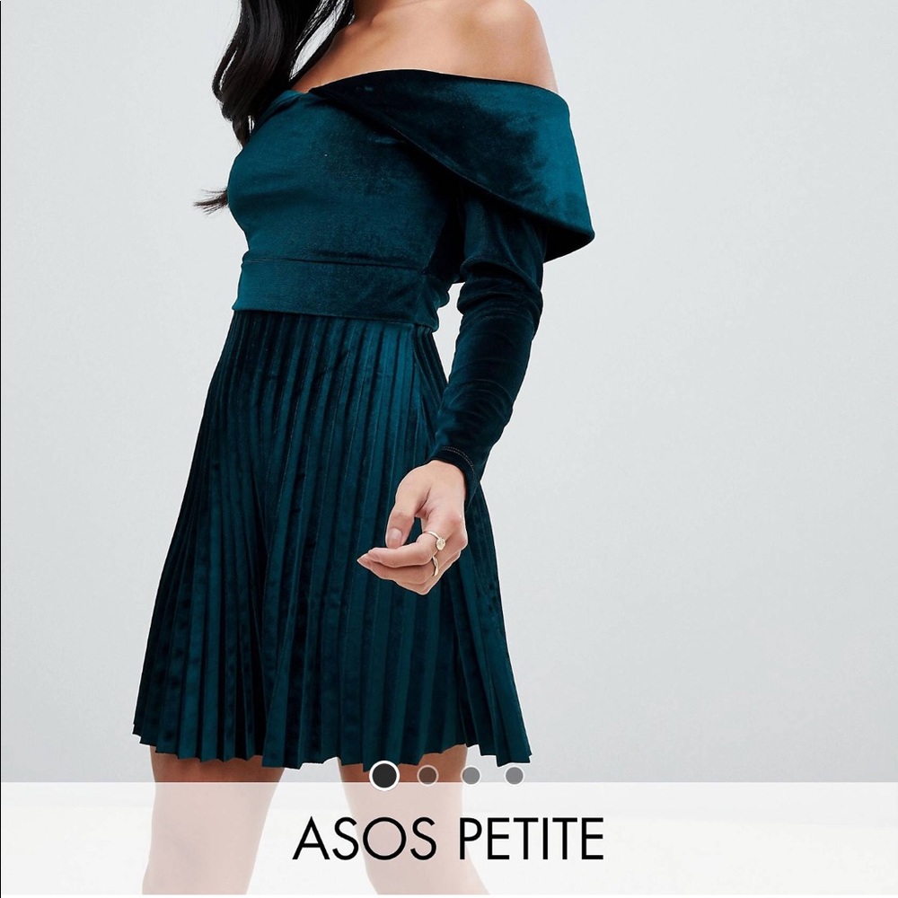 Petite Velvet Bardot Dress US00